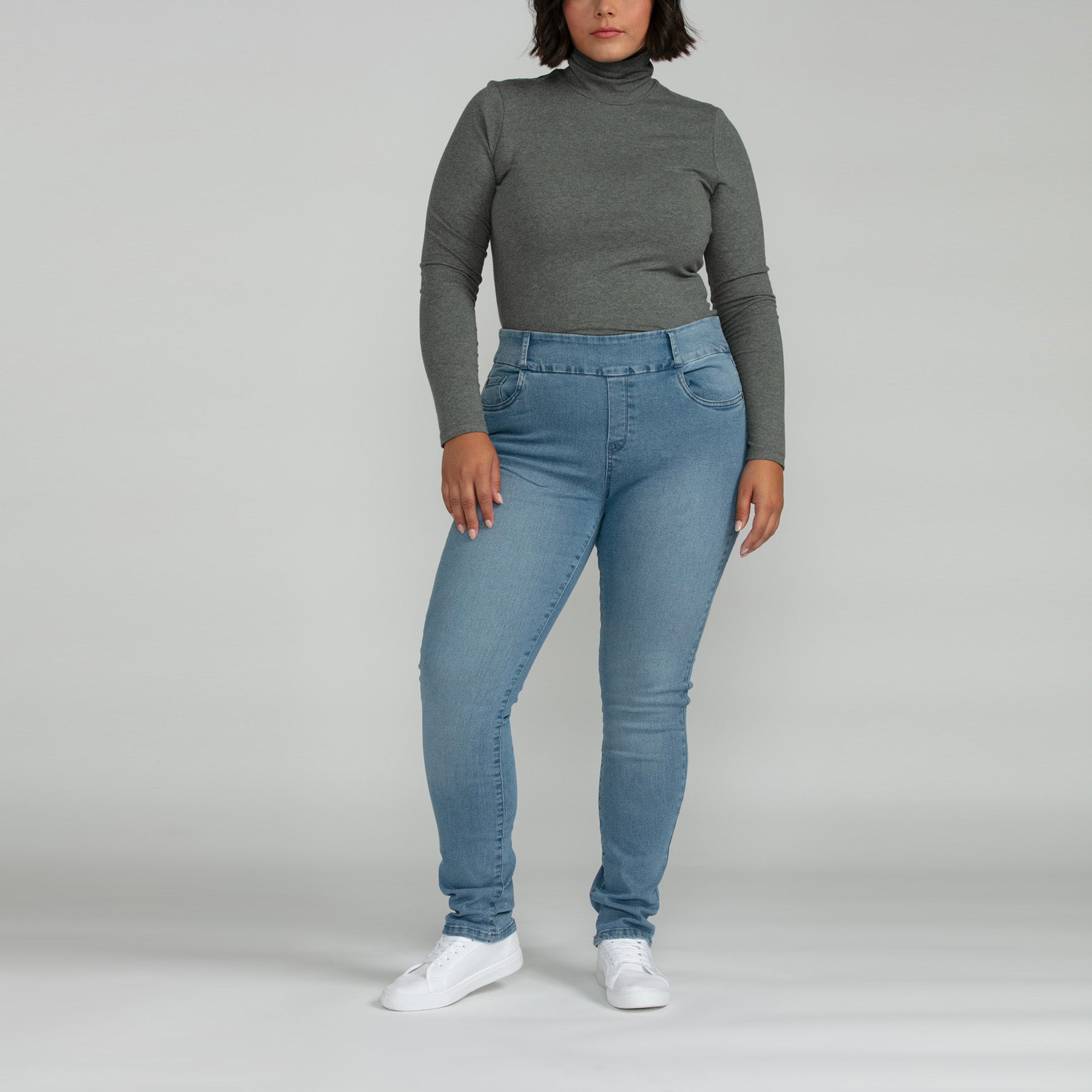 Bluberry Denim Pull-On Straight Leg Light wash